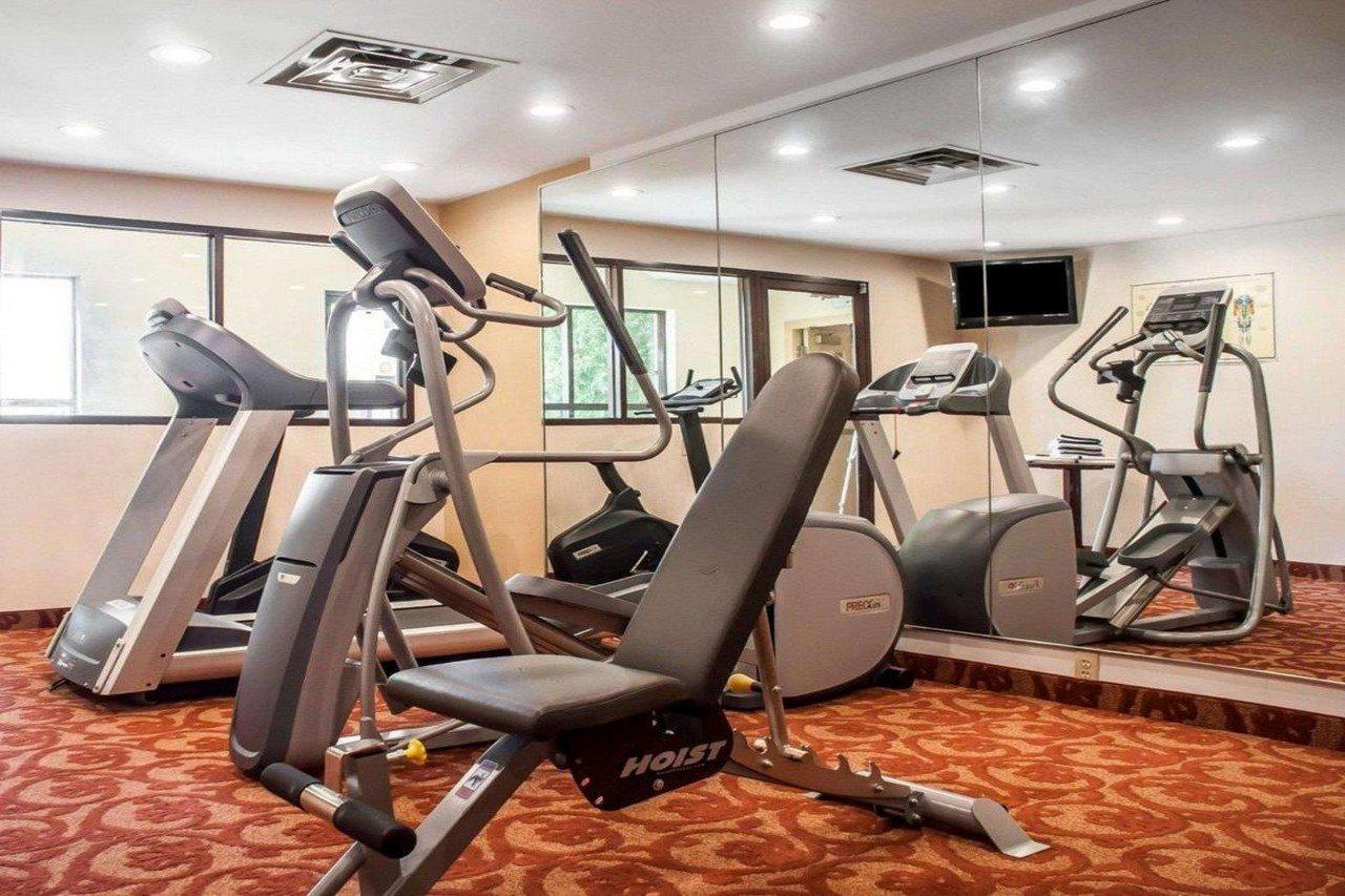 Quality Airport Inn Cheektowaga