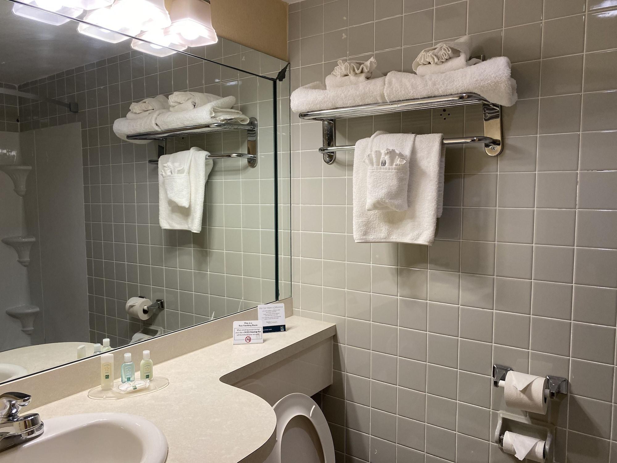 Quality Airport Inn