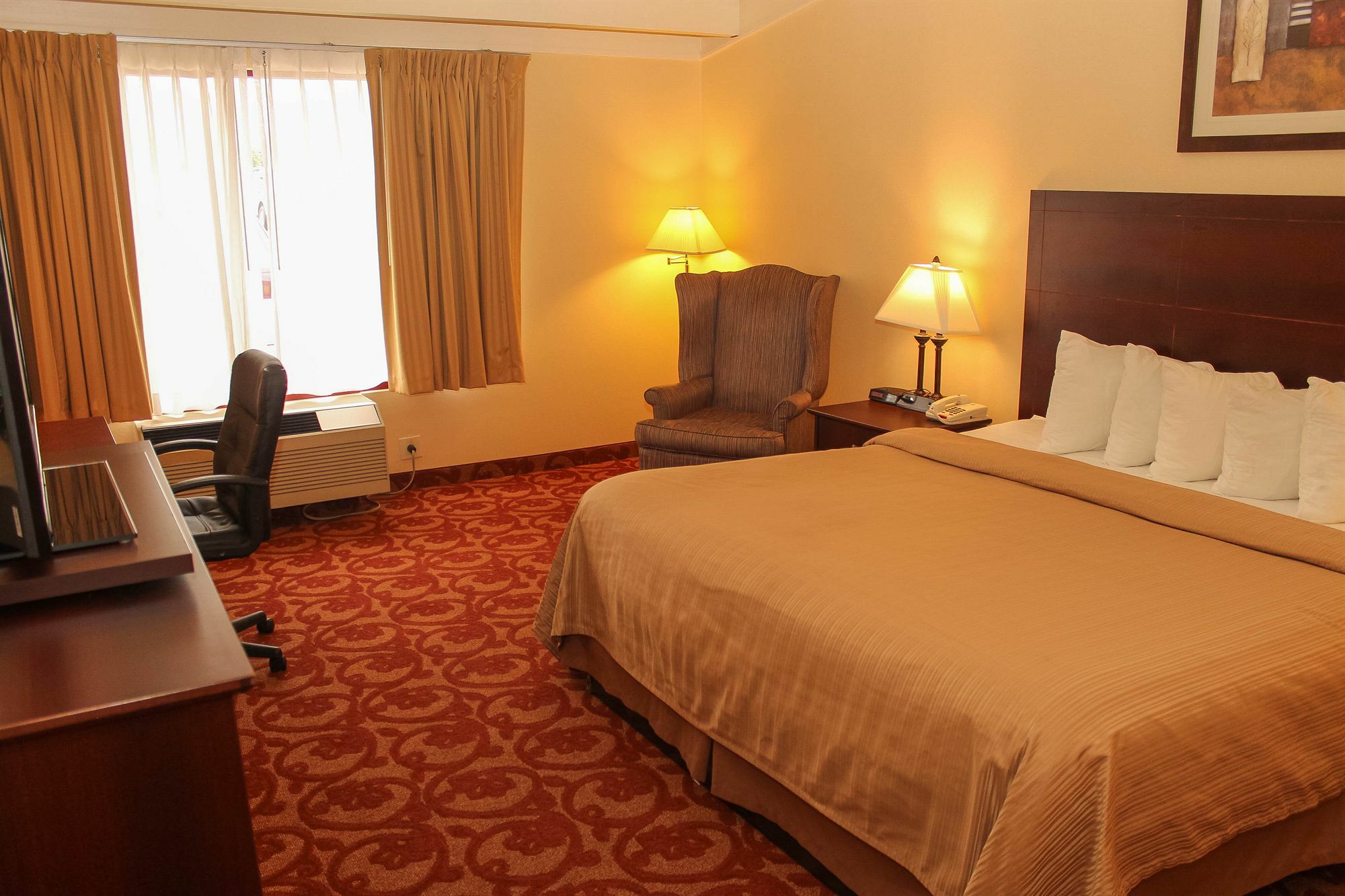 Quality Airport Inn Cheektowaga